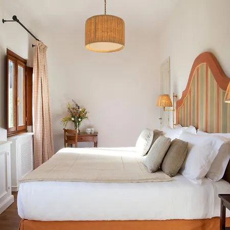 Restful In With Swimming Pool Holiday home